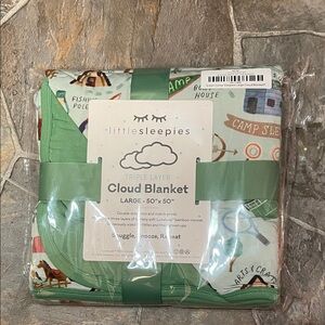 Little Sleepies Green Camp Print Cloud Blanket